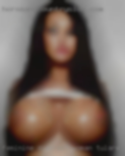 Feminine Tulare Discreet Woman FWB.