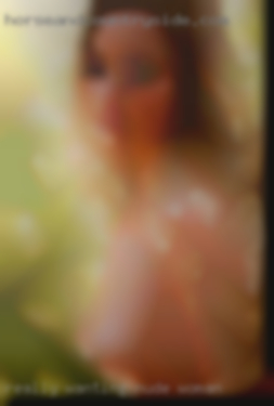 Really wanting to nude woman try a woman.